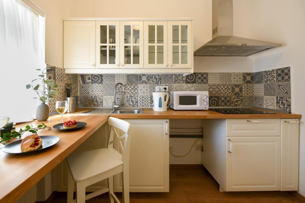 Best Location Old Town - New Studio 부쿠레슈티 외부 사진