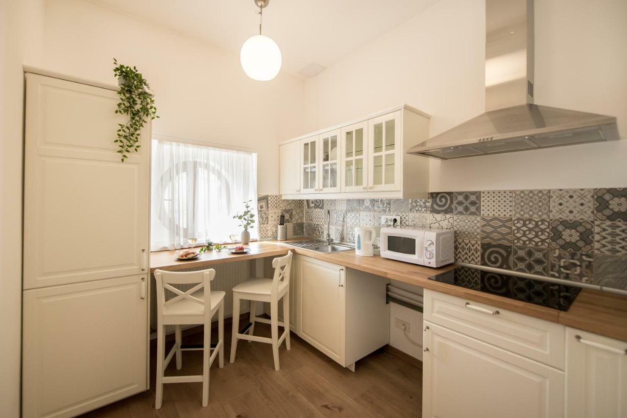Best Location Old Town - New Studio 부쿠레슈티 외부 사진